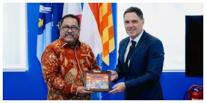 Wakil Gubernur (Wagub) DKI Jakarta, Rano Karno bersama delegasi Pemerintah Provinsi (Pemprov) DKI Jakarta bertemu Wakil Wali Kota Cannes, Thomas Pariente (Sumber: beritajakarta.id)