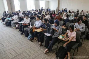 Nakertransgi Jakarta Barat akan menggelar Jakbar Career Day Walk in Interview di Ruang Soewiryo Blok B Kantor Wali Kota, pada Senin (25/5) dan Selasa (26/5) pekan depan. (Sumber: Beritajakarta.id | Foto: Beritajakarta.id)