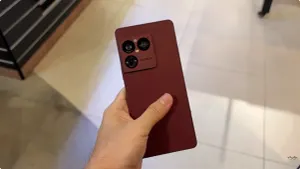 Spesifikasi HP Xperia 1 VIII. (Sumber: youtube.com/@YoutuberCupu)