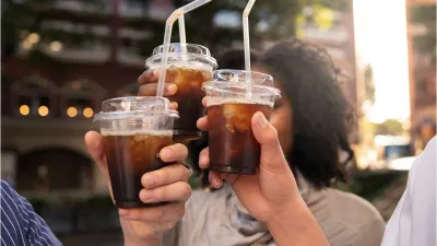 Bagi kalian yang berusia di atas 40 tahun agar lebih berhati-hati dalam memilih minuman yang dikonsumsi sehari-hari.