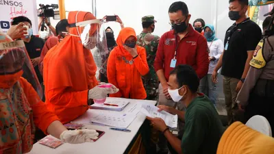 Sejumlah Keluarga Penerima Manfaat (KPM) melaporkan bahwa saldo bansos mereka sudah masuk ke rekening di Bank BSI dan BRI.