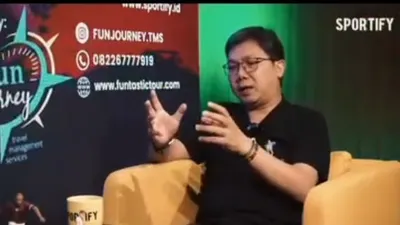 Bung Towel yang masih nyinyir ke STY Soal AFF 