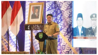 Gubernur Sumatera Selatan (Sumsel) H Herman Deru