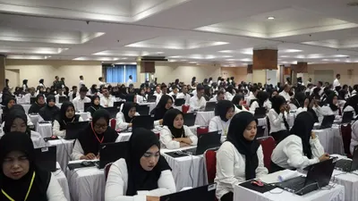 Pemerintah resmi mengumumkan adanya status Pegawai Pemerintah dengan Perjanjian Kerja (PPPK) paruh waktu.