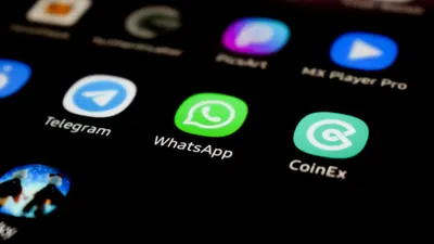 Waspada Penyadapan! Ini Tanda-Tanda WhatsApp Kamu Lagi Dimonitor Orang Lain