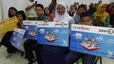 Bantuan KJP Plus sedang dalam proses penyesuaian atau verifikasi data penerima dalam rangka bantuan yang diterima KPM tepat sasaran.