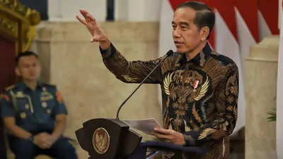 Geram! Jokowi Ancam akan Ambil Jalur Hukum bagi Penyebar Rumor Ijazah Palsu