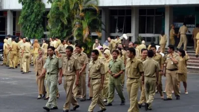 Sebenarnya pada awal tahun 2024, PNS sudah mengalami kenaikan gaji sebesar 8 persen setiap golongan, tak terkecuali golongan 2.