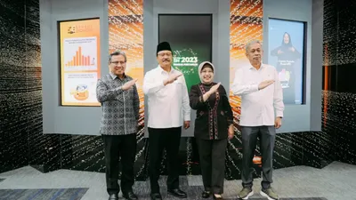 Pasca penetapan DTSEN sebagai acuan penyaluran bansos, Menteri Sosial Saifullah Yusuf atau Gus Ipul menyebut akan melakukan ground check.