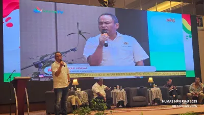 Dalam rangka merayakan Hari Pers Nasional (HPN) 2025, Panitia HPN Riau menggelar Sarasehan Nasional Media Massa dengan tema &quot;Preservasi Jurnalisme Sebagai Pilar Demokrasi Digital&quot;.