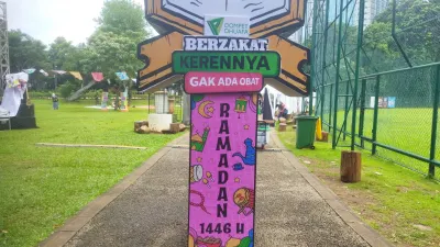 Dompet Dhuafa menggelar festival untuk menyambut Ramadan 1446 Hijriah. Acara ini berjudul &ldquo;Festival Semesta Ramadan Dompet Dhuafa: Berzakat Kerennya Gak Ada Obat&rdquo;.