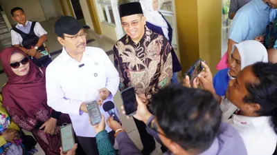 Kementerian Sosial (Kemensos) tengah merancang kebijakan baru yang menetapkan batas waktu maksimal penerimaan bantuan sosial (bansos) bagi masyarakat selama lima tahun.