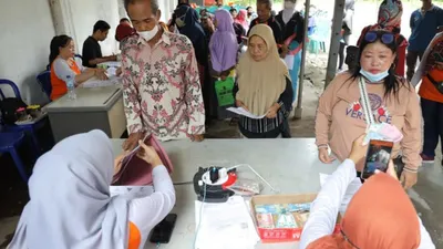 Pada hari ini di tanggal 19 Februari 2025, terdapat kabar yang sangat menggembirakan bagi KPM PKH dan BPNT yang pencairannya melalui kantor pos.