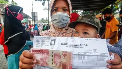 PERHATIAN! Bagi KPM Pemilik Kartu KKS Mandiri, BNI, dan BRI Dana PKH BPNT Tahap 2 2025 Mulai Disalurkan hingga Rp2,4 Juta