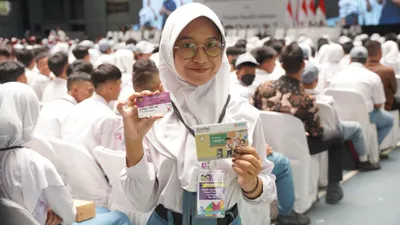 Illustrasi. Cara Cek Bansos PIP Tahun 2025 Lewat HP, Nominal Bantuan Mencapai Rp1,8 Juta