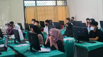 Illustrasi. Bagi peserta atau masyarakat yang menemukan atau mengalami dugaan kecurangan selama pelaksanaan UTBK SNBT 2025, pelaporan dapat dilakukan melalui Ombudsman Republik Indonesia.