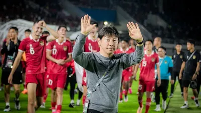 Segini Gaji Patrick Kluivert di Timnas Indonesia, Benarkah Lebih Rendah dari Shin Tae-yong?