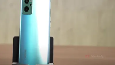 Realme 9i.