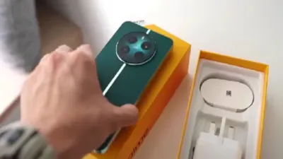 Illustrasi. HP dengan kamera ultrawide termurah dan terbaik 2025. 
