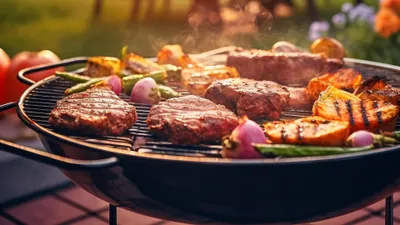 Ilustrasi - Agar Daging Qurban Idul Adha Nggak Berubah Jadi Akar Bencana, Pastikan Minuman Jenis ini Sudah Tersedia di Meja
