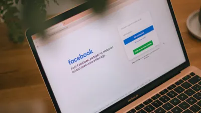 Ilustrasi Facebook