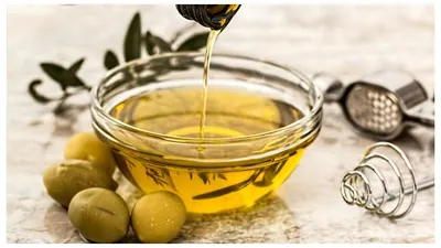 Jangan Sampai Tertipu! Tips Membeli Minyak Goreng yang Aman dan Berkualitas, Ini Perbedaan Minyak Asli dan Palsu