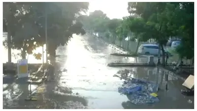 Update Situasi Banjir di Bekasi, Air di Mega Bekasi Hypermall Mulai Surut, Pedagang Capai Kerugian Ratusan Juta