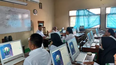 PPPK paruh waktu atau part time sangat bergantung pada durasi kerja, tugas, dan tanggung jawab yang diemban oleh pegawai.