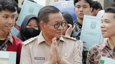 Pramono Anung Jadi Gubernur Kinerja Terbaik Pilihan Gen Z? Cek Daftar Lengkapnya di Sini