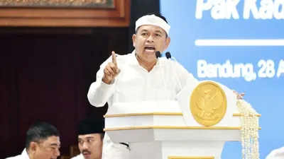 Tokoh ormas ternama, Hercules Rosario Marshal, melontarkan pernyataan keras terhadap Gubernur Jawa Barat, Dedi Mulyadi mending lupa jasa ormas ketika pilgub Jabar 