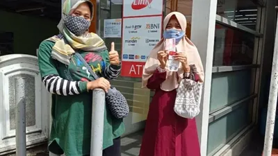 Proses pencairan akan dilakukan bertahap dengan beberapa daerah sudah mulai menerima bantuan sejak pertengahan Desember.