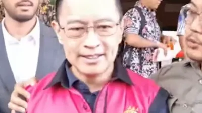 Tom Lembong sempat buka suara kepada awak media namun dihalang-halangi oleh pihak Kejaksaan.