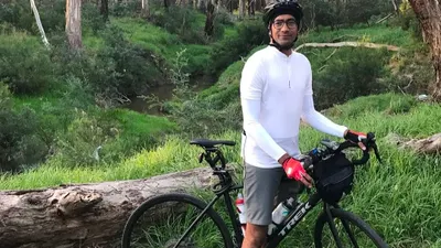  Kabar duka, Ibrahim Sjarief Assegaf suami dari Najwa Shihab yang sempat menjalani perawatan akibat stroke hingga pendarahan di otak tutup usia.
