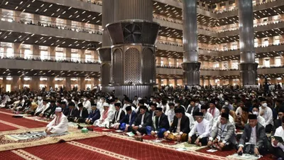 Terdapat beberapa lokasi untuk umum mengikuti Sholat Ied di Jakarta.