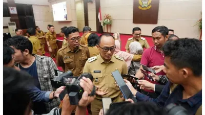 Dalam siaran pers terbaru, Kepala BKN, Zudan Arif menyampaikan bahwa kebijakan efisiensi ini merupakan langkah strategis untuk memastikan belanja APBN dan APBD berjalan lebih hemat, dengan target efisiensi mencapai sekitar 36 persen.