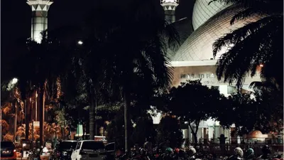 Ilustrasi. Imbauan&nbsp;pengelola masjid dan musala di jalur mudik tetap beroperasi selama 24 jam