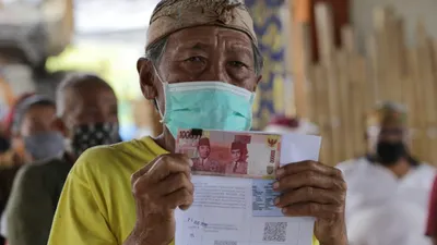 Bantuan Penebalan Bansos Rp400.000 Mulai Cair Merata per 8 Juli, Cek Status KKS Kamu!