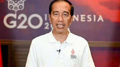 Tak Ambil Pusing, Jawaban Santai Jokowi Soal Isu Pemakzulan Gibran: Namanya Juga Demokrasi, Boleh Saja…