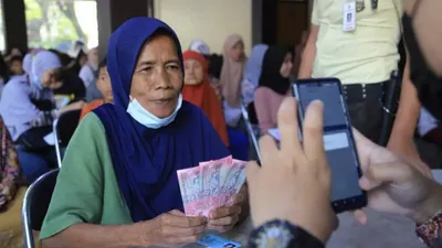 Sedang ramai dikabarkan saat ini, Ground Check gencar dilakukan untuk menelisik penyaluran Bantuan Sosial (bansos) yang tidak sesuai.