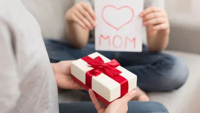 Ilustrasi. Kado Valentine untuk Ibu