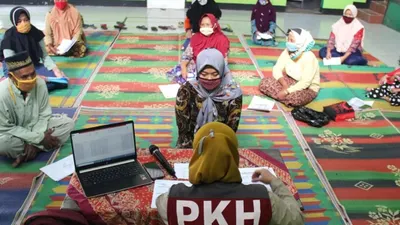 Illustrasi. Kemensos secara resmi mengumumkan bahwa bantuan sosial (bansos) PKH dan BPNT tahap kedua akan mulai disalurkan pada Mei 2025