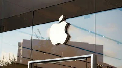 Ketua Komisi VII DPR RI, Sandulai, memberikan pernyataan tegas mengenai rencana investasi Apple senilai Rp15,8 triliun di Indonesia.