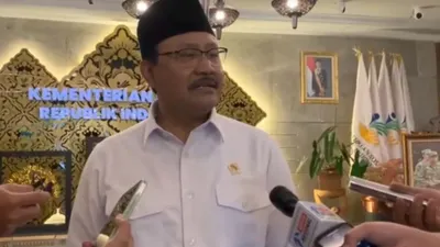 Menteri Sosial Saifullah Yusuf