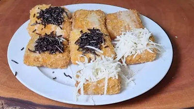 Menu buka puasa sederhana yang bisa Anda coba di rumah adalah Nugget Pisang dan Dessert Mangga.