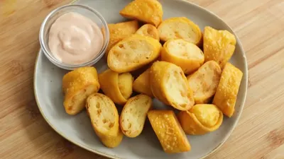 Resep dari Rolade Tahu Telur dan Madu Lemon sebagai menu buka puasa sederhana yang murah dan simpel.
