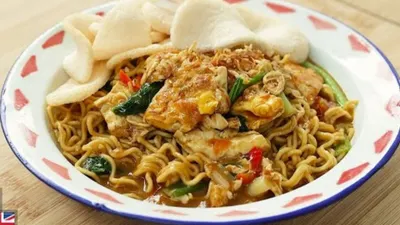 Cara Bikin Mie Nyemek Telur: Resep Sederhana Menu Buka Puasa Praktis ala Chef Devina Hermawan