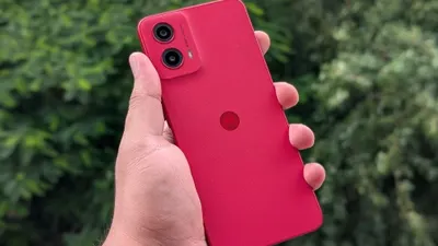 Motorola membuat langkah berani dengan kembali ke pasar Indonesia setelah 8 tahun absen melalui peluncuran Moto G45 5G di harga Rp2 jutaan.