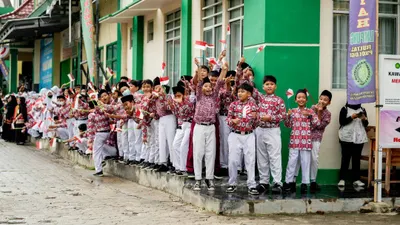 Wajib Tahu! Ini 6 Perbedaan SPMB DKI Jakarta 2025 dengan PPDB 2024, Bikin Sistem Penerimaan Murid Lebih Ketat!