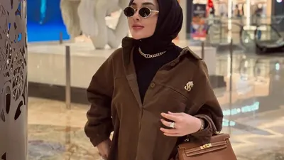 Perseteruan panas antara Dokter Detektif alias Doktif dan selebgram sekaligus pengusaha skincare Shella Saukia yang viral di media sosial menuai sorotan publik.