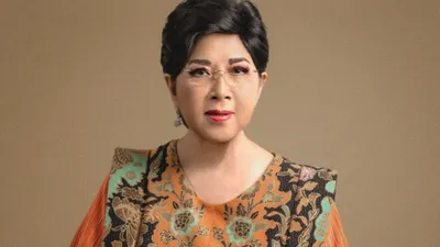 Profil dan Perjalanan Karier Sang Legenda Titiek Puspa 